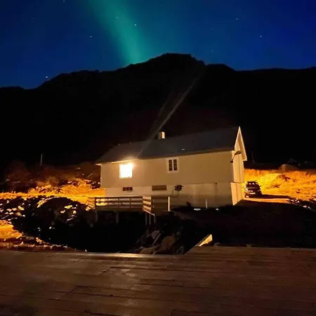 Holiday home Rorbu Vestersia I Skjelfjord *