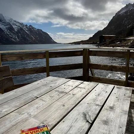 Feriehus Rorbu Vestersia I Skjelfjord