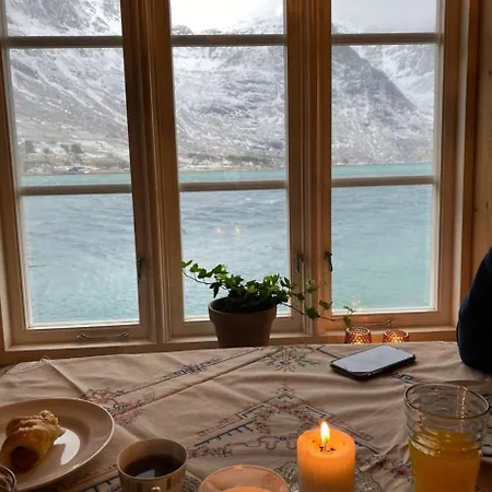 Rorbu Vestersia I Skjelfjord